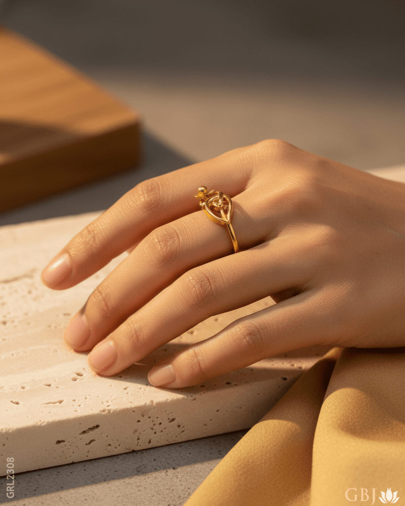 22K Yellow Gold Modern Teardrop Ring - GEHNABOX