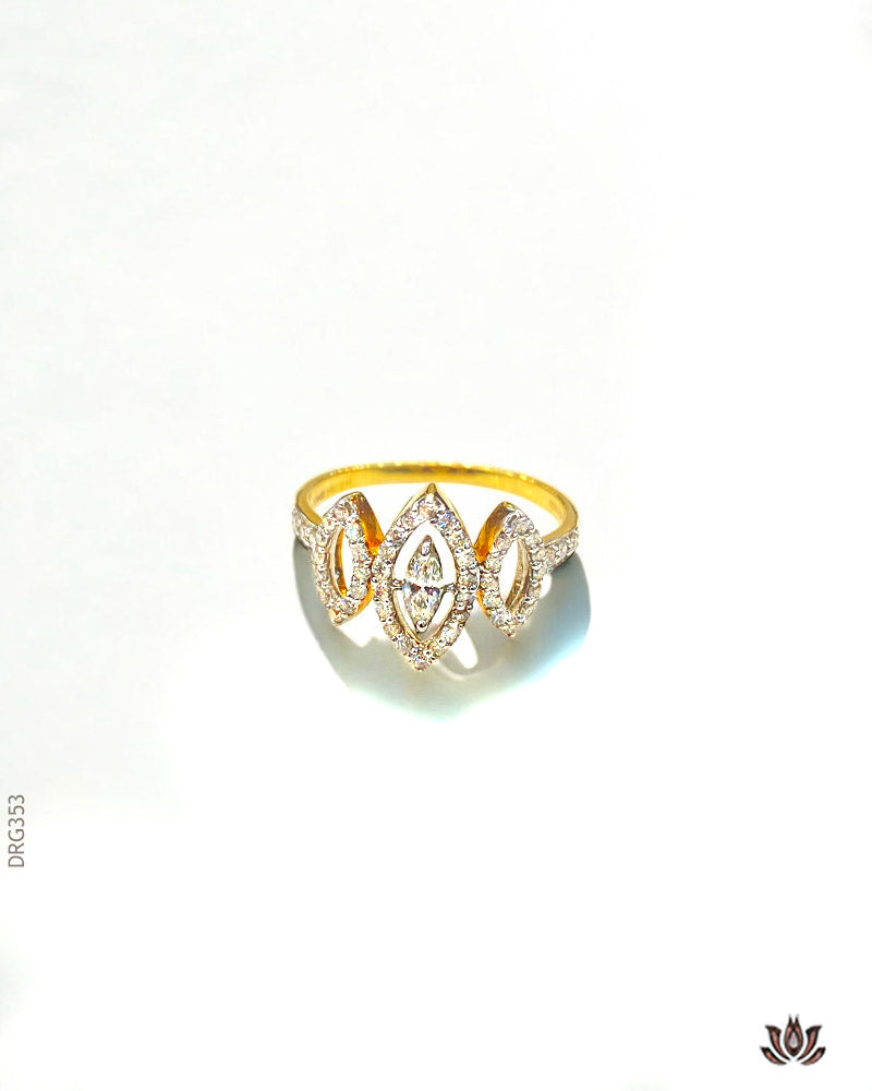 18K Real Diamond Prominent Ring VS- SI / G-H