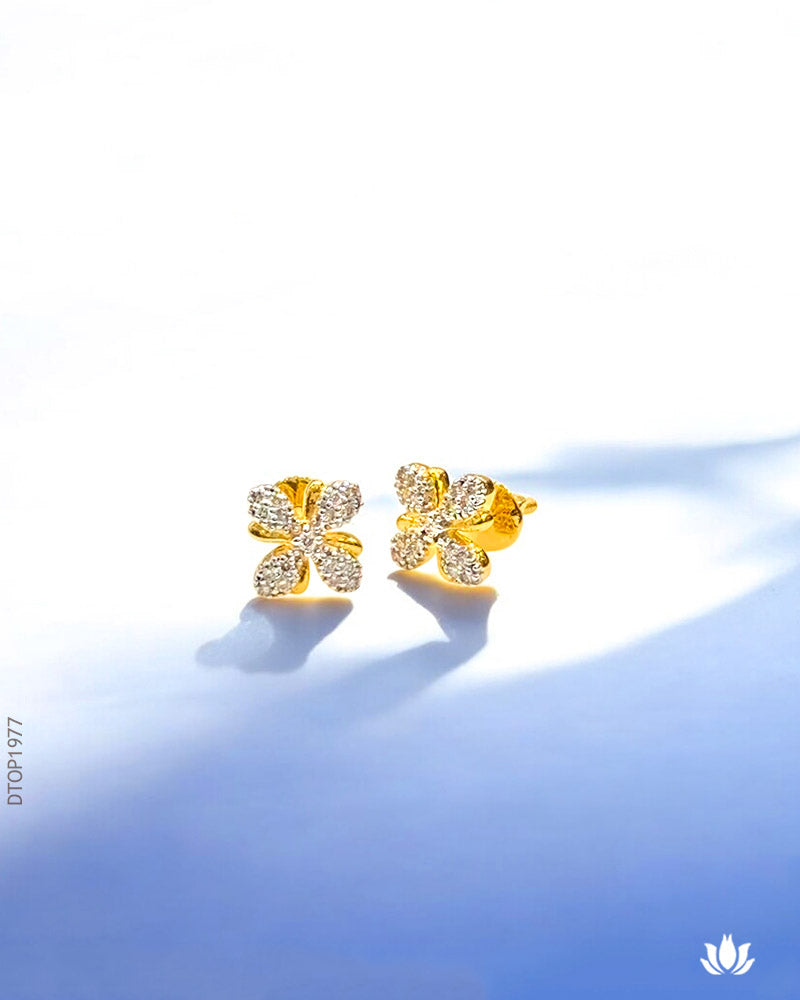 18K Real Diamond Flower Tops VS-SI  / H-I-J