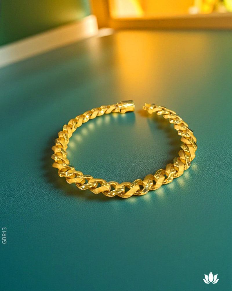 22K Yellow Gold Statement Bracelet