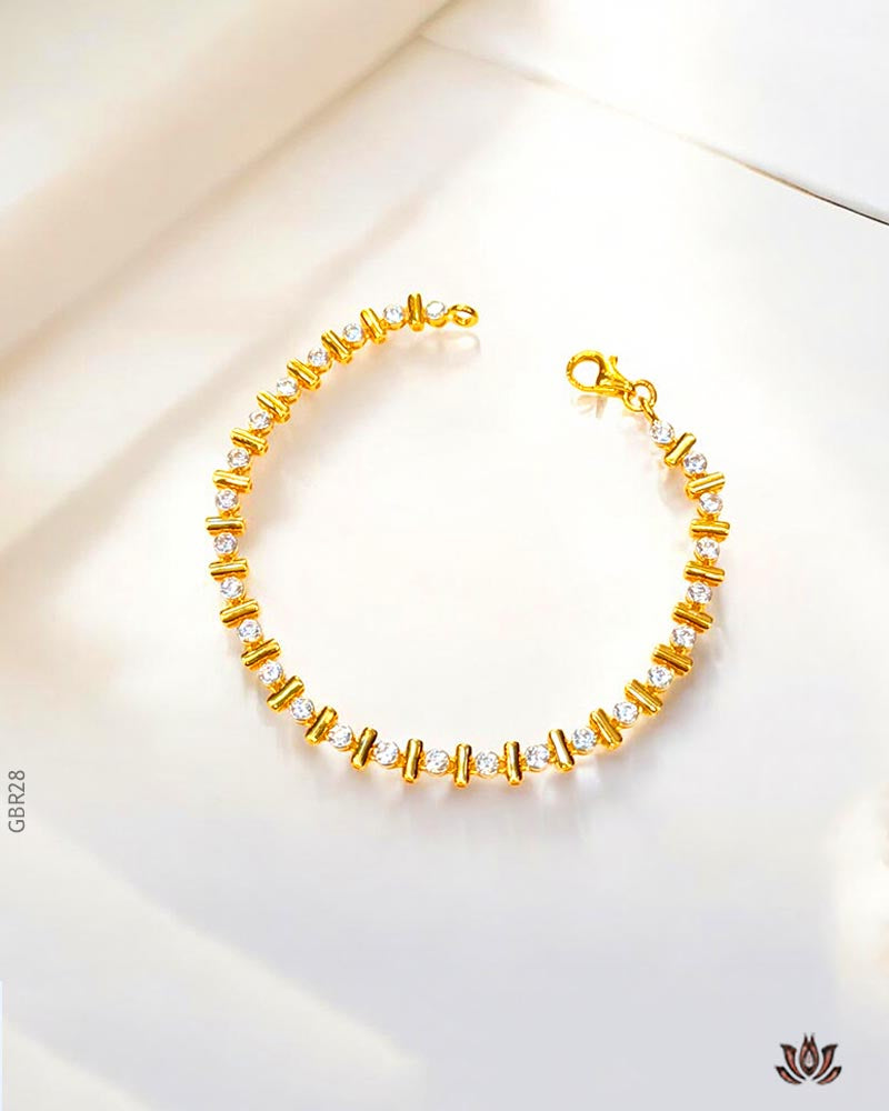 18K Yellow Gold Elegant  Bracelet