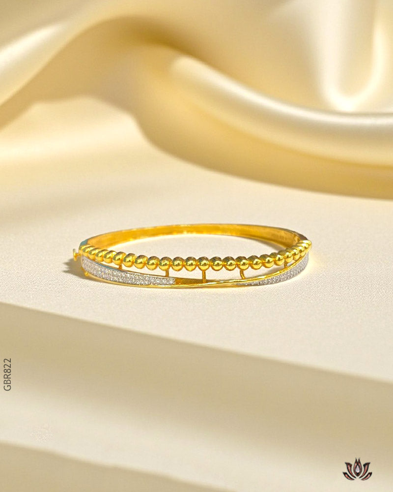 22K Yellow Gold Modern Kada Bracelet