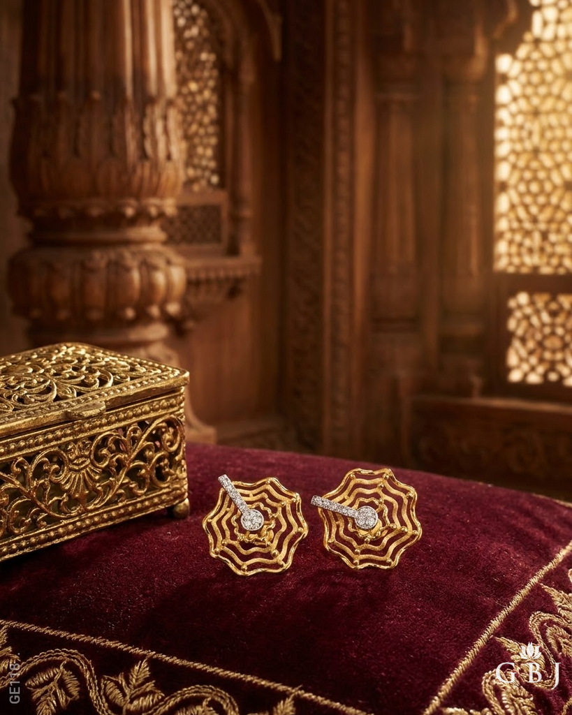 22K Yellow Gold Geometrical Filigree Stud Swarovski Tops