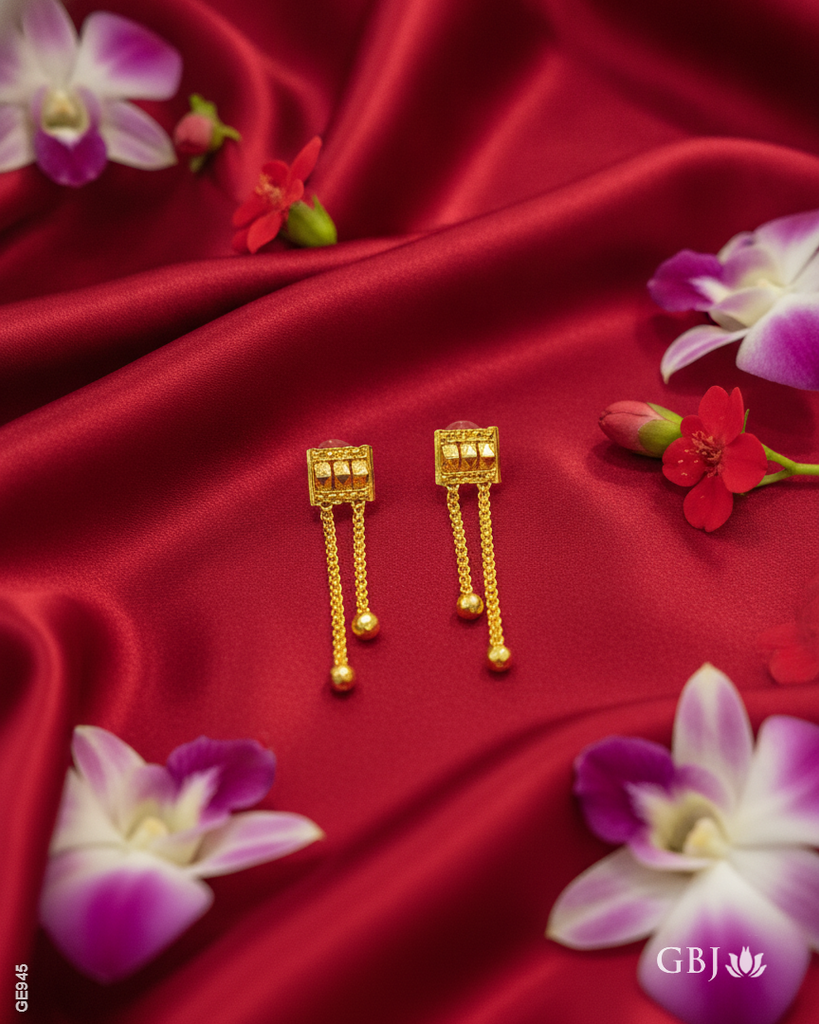 22K Yellow Gold Traditional Elegant Chain Hanging Earrings