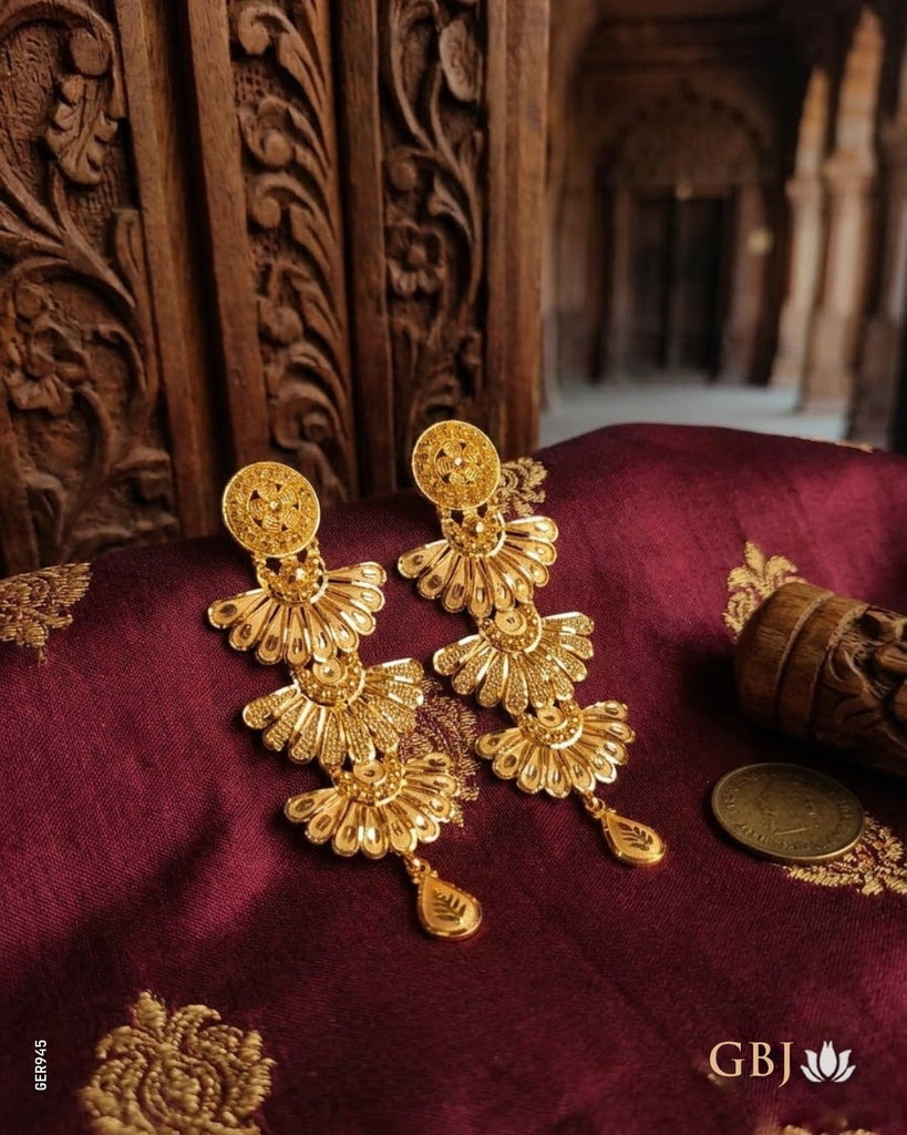 22K Yellow Gold Tiered Fan Drop Hanging Earrings