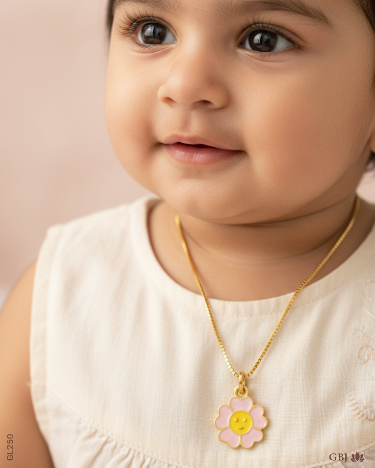 22K Yellow Gold Smiley Flower Baby Locket