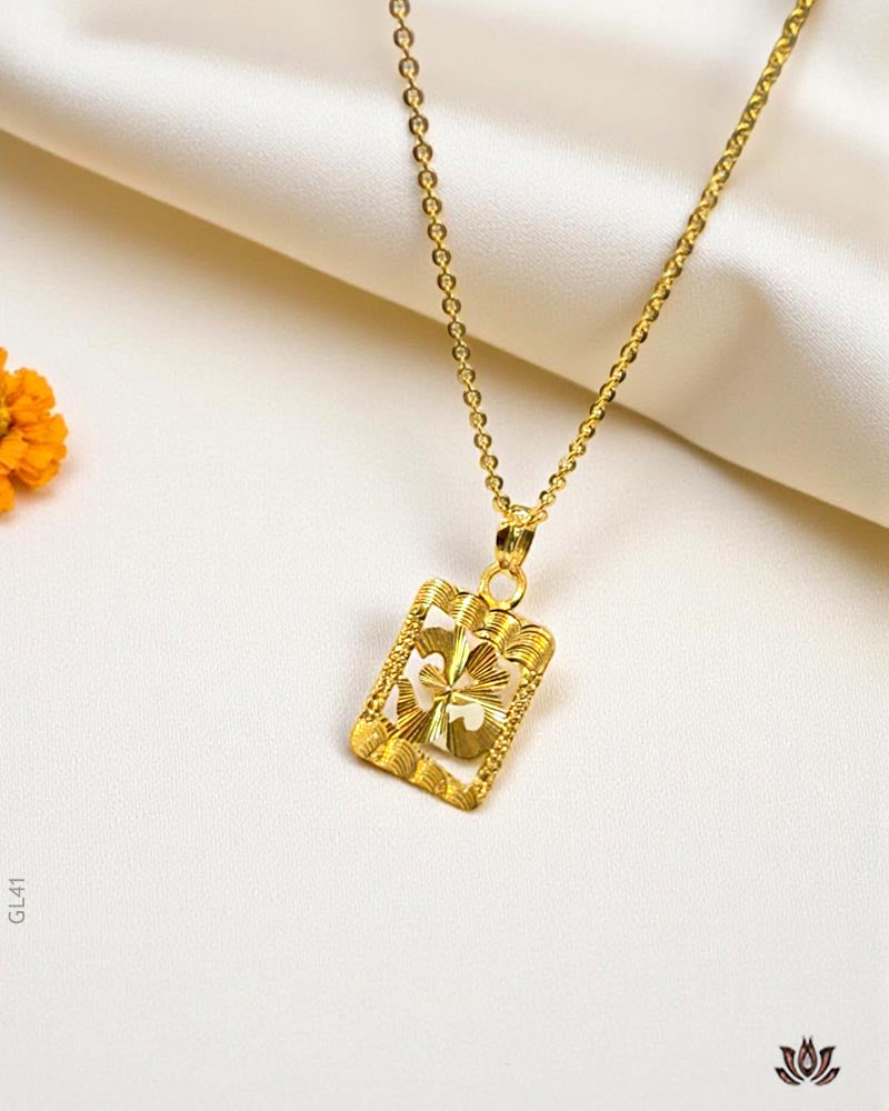 22K Yellow Gold Unique Om Locket