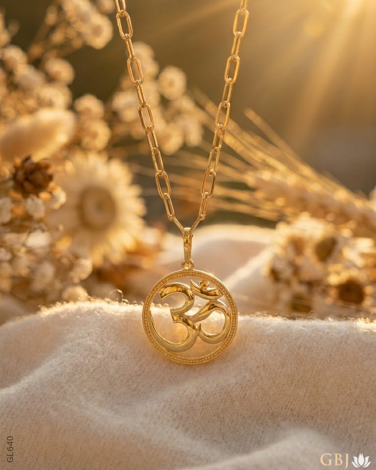 18K Yellow Gold Circular Om Locket