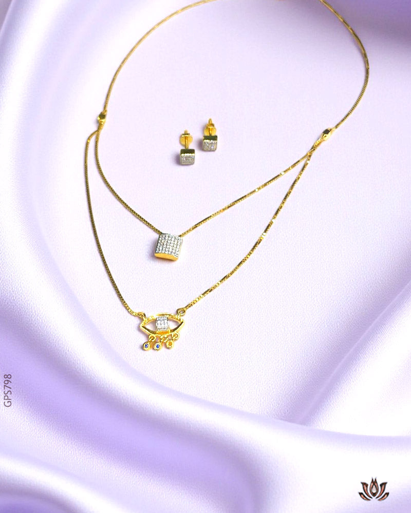 18K  Yellow Gold Double Chain  Stylish Pendant Set