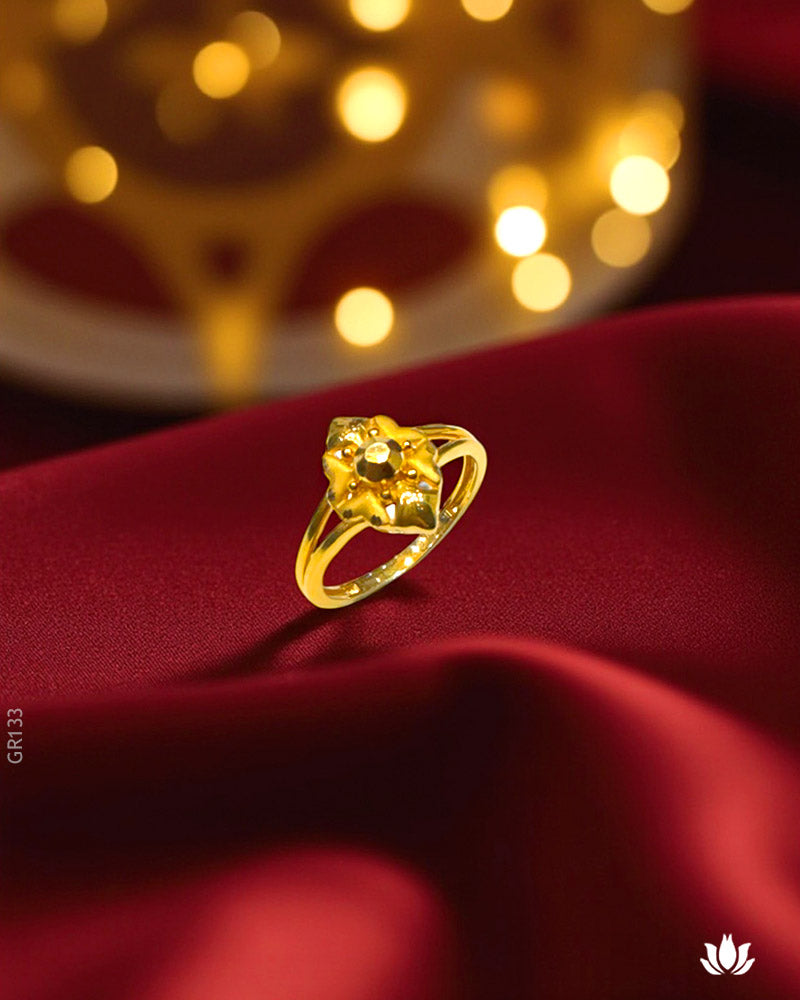22K Yellow Gold Stylish  Ring