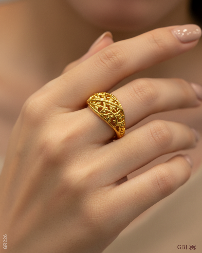 22K Yellow Gold Filigree Band Ring