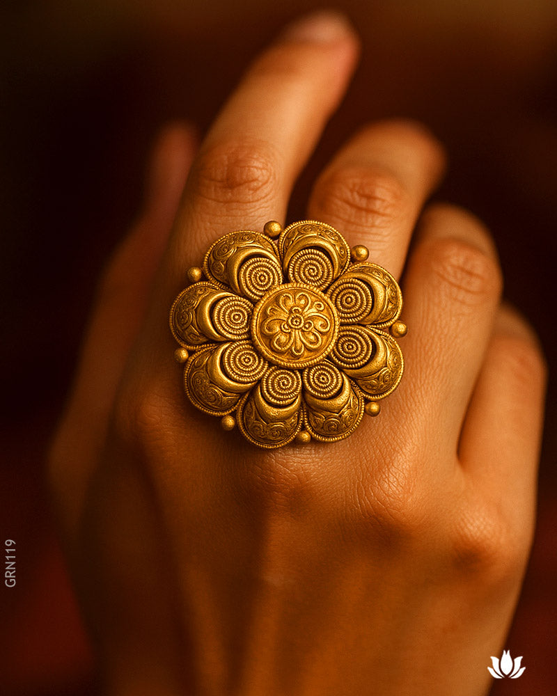 22K Antique Gold Traditional  Cocktail Ring