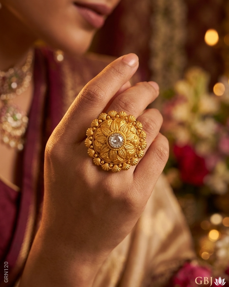 22K Antique Gold Traditional Floral Mandala Polki Ring