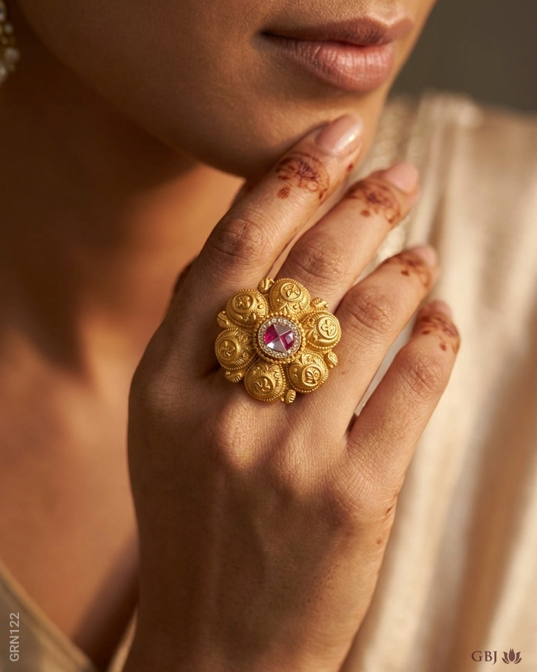 22K Antique Gold Traditional Blossom Cocktail Ring