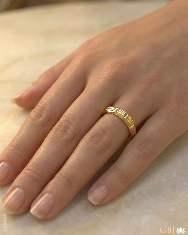 22K Yellow Gold Elegant Band Unisex Ring