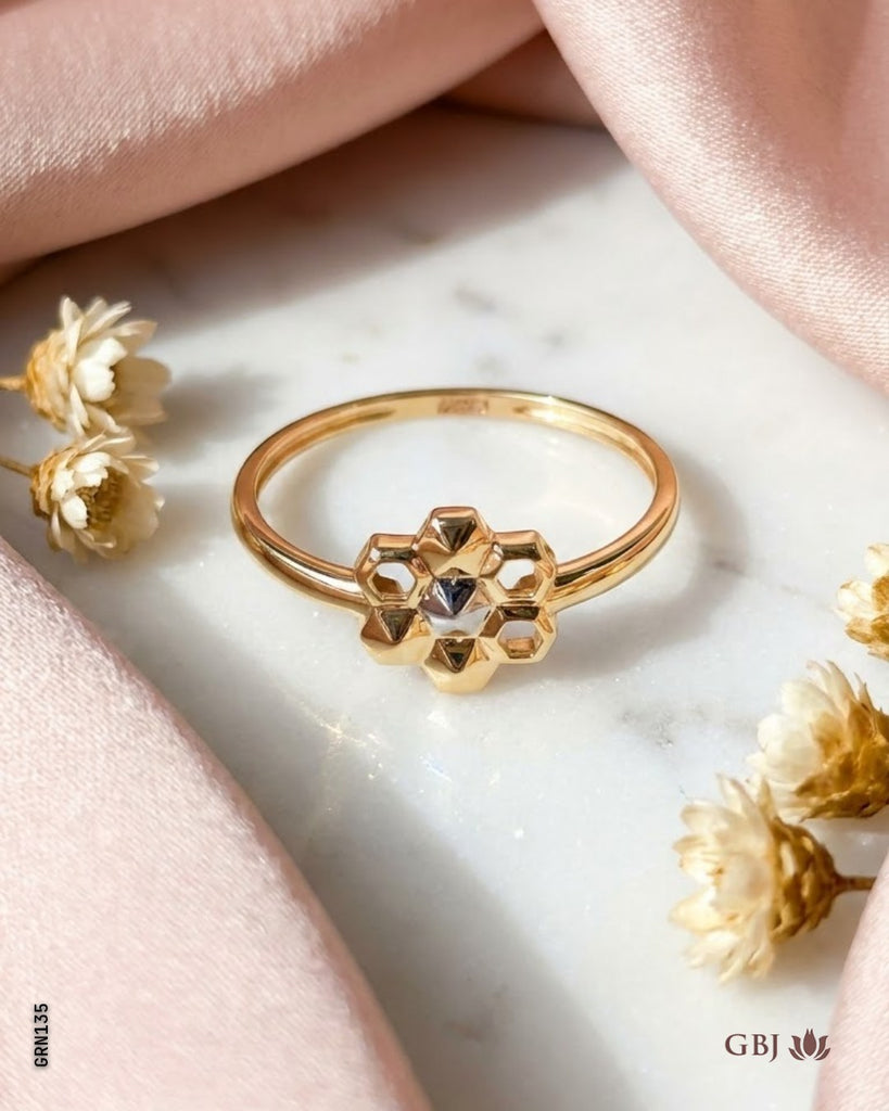 18K Yellow Gold Geometric Floral Ring