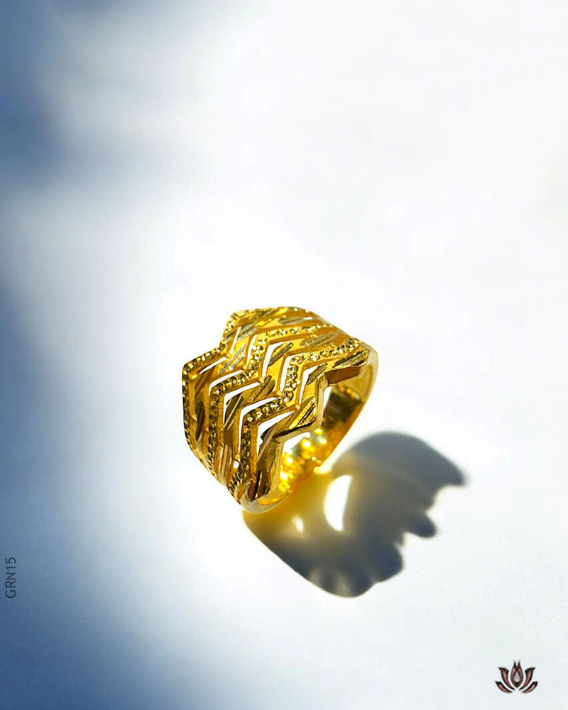 18K Real Yellow Gold Lustrous Ring