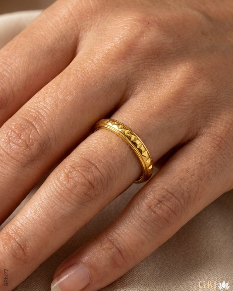 22K Yellow Gold Cross-Circle Band Unisex Ring
