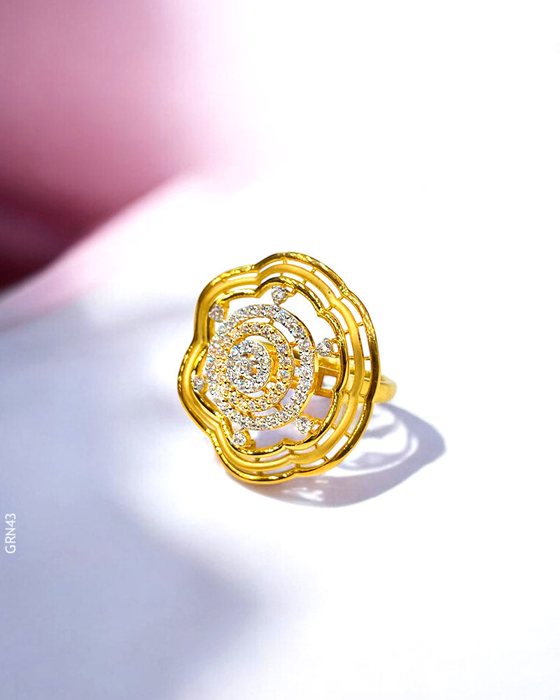 18K Yellow Gold Stylized Flower Design Ring