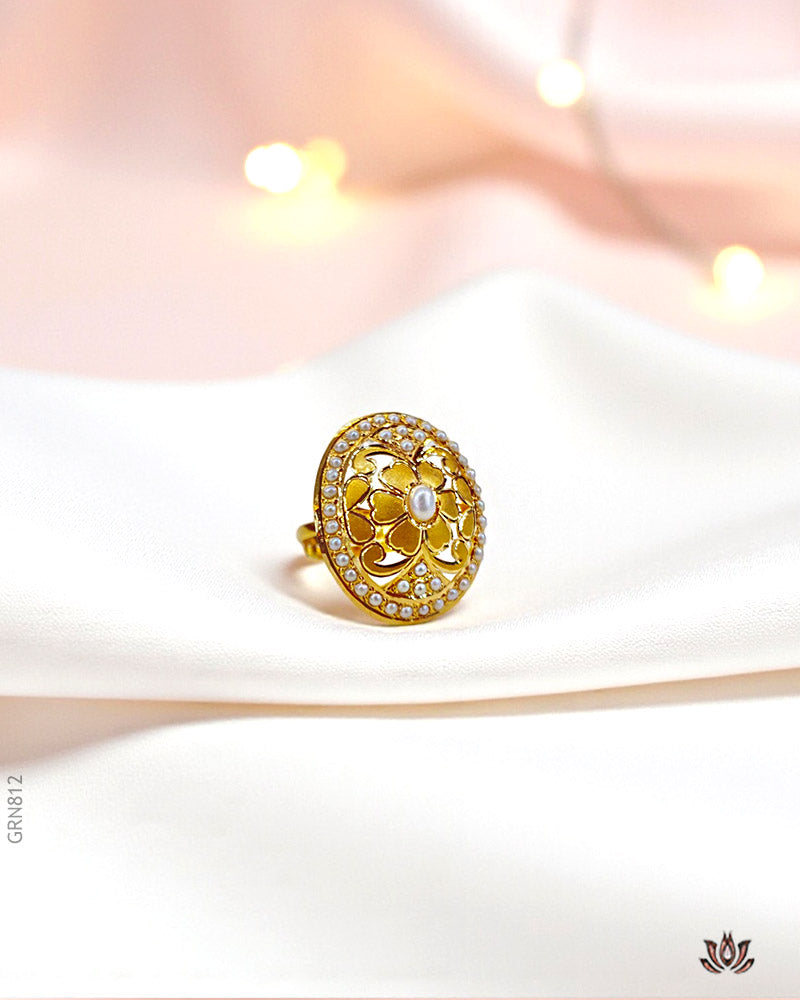 22K Yellow Gold Floral Beads Cocktail Ring